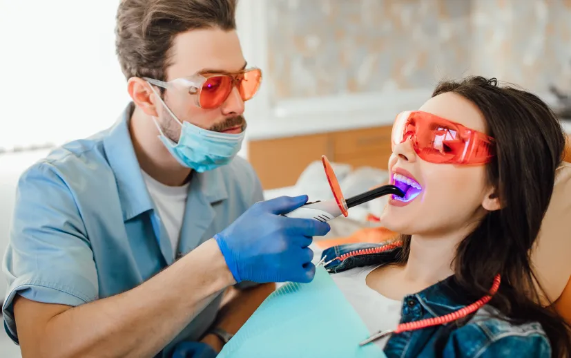 أسعار تبييض الأسنان في إسطنبول 2025