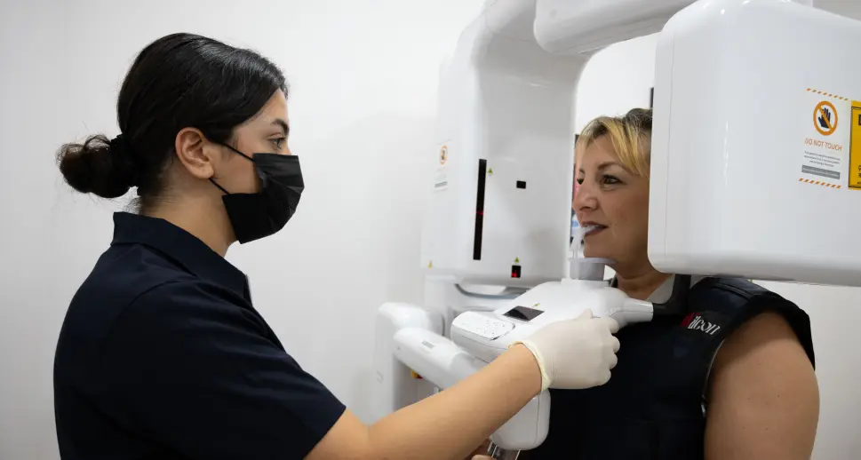 Digital Diagnosis and Intraoral Scanning with Advanced Technology